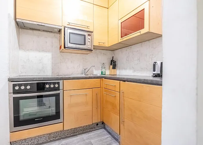 Apartment Comfy 1br In With Great Amenities *